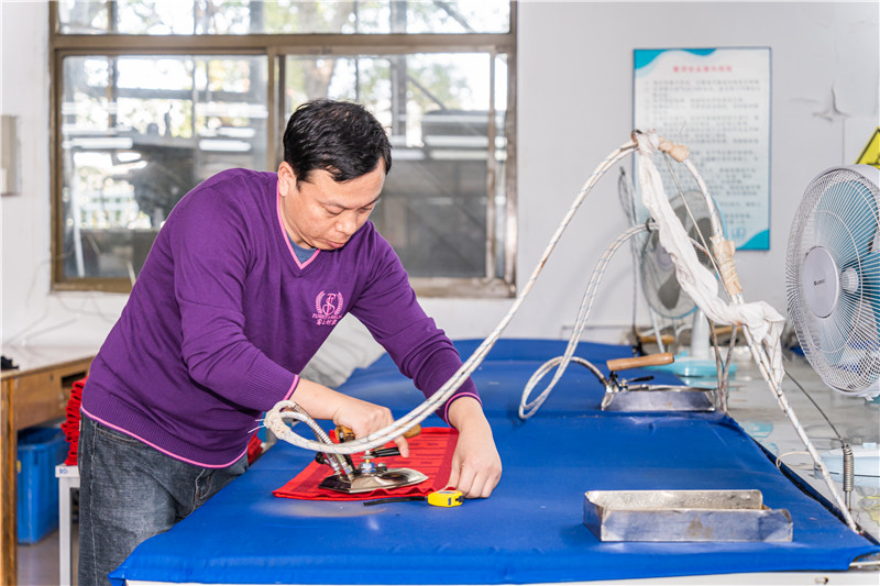 Finishing ironing0g5n